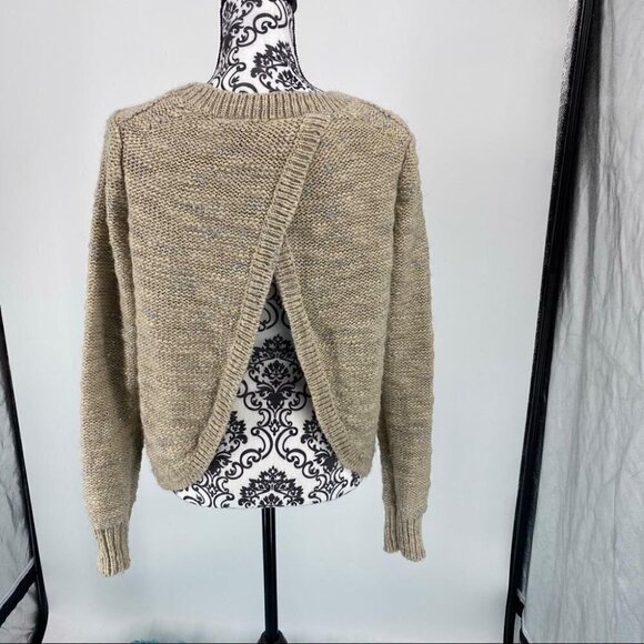BananaRepublic metallic tulip italian wool sweater open back metallic tan sz M - Picture 4 of 10
